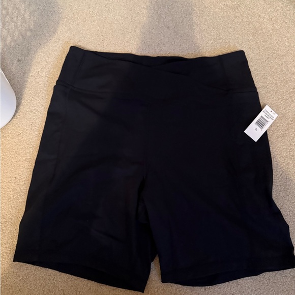 Danskin Women's Black Bike Shorts - Picture 1 of 5